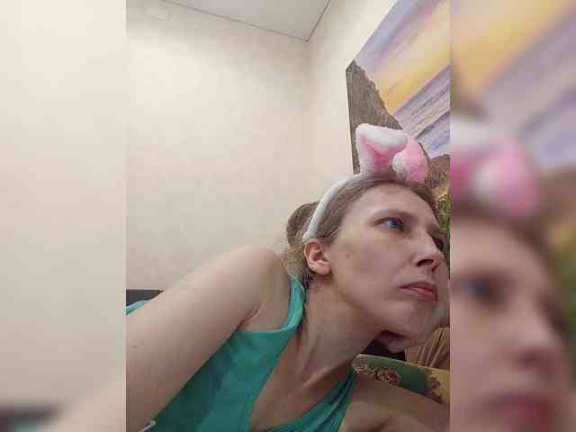 -Queen-Margo- webcam