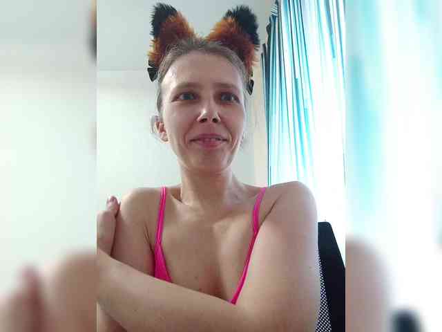 -Queen-Margo- webcam
