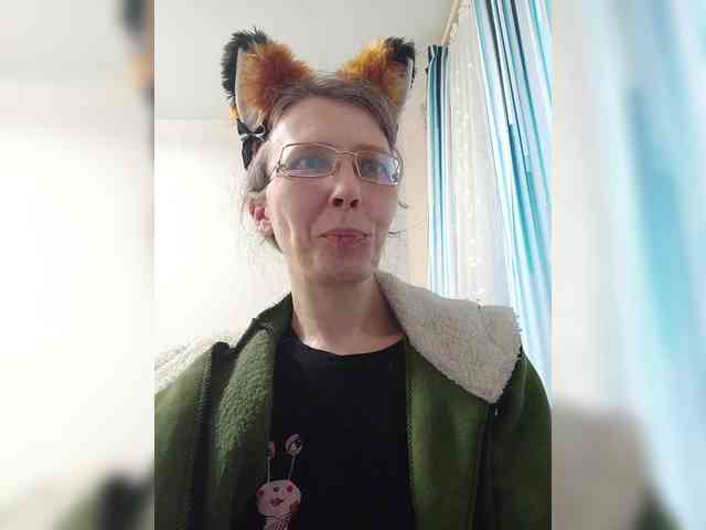 -Queen-Margo- webcam