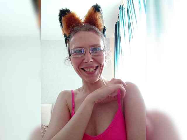 -Queen-Margo- webcam