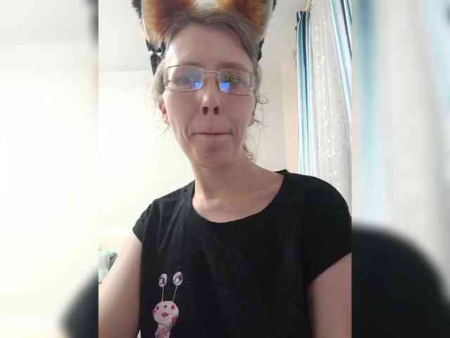 -Queen-Margo- webcam