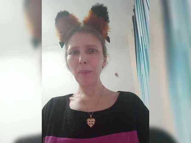 -Queen-Margo- webcam