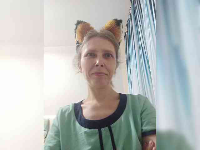 -Queen-Margo- webcam