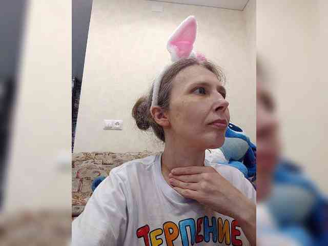 -Queen-Margo- webcam