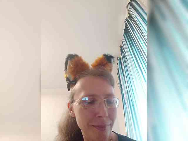 -Queen-Margo- webcam