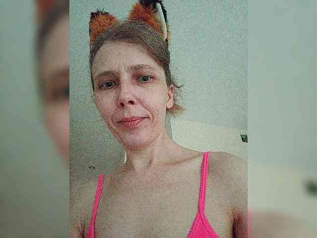 -queen-margo- Live Webcam on BongaCams