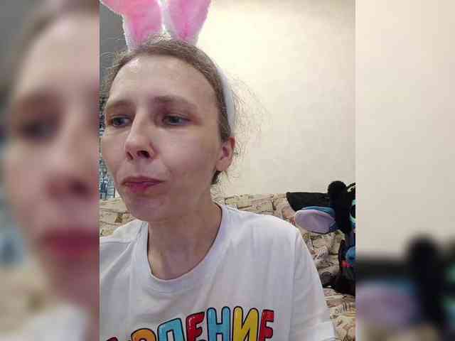 -Queen-Margo- webcam