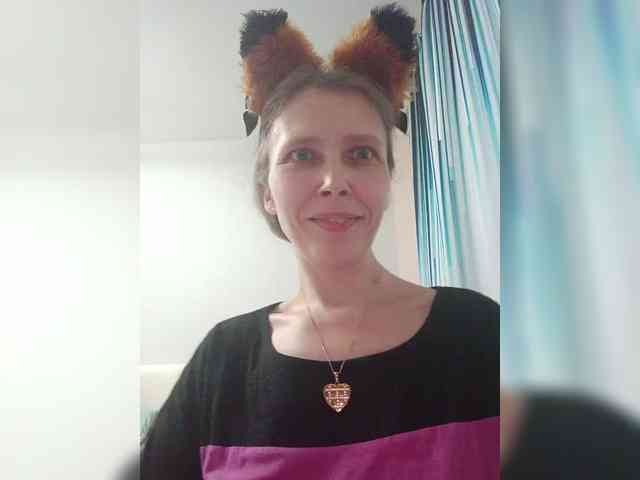 -Queen-Margo- webcam