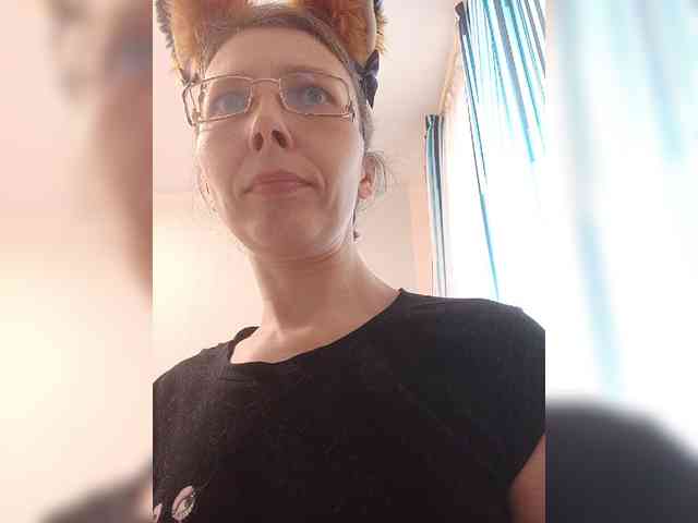 -Queen-Margo- webcam