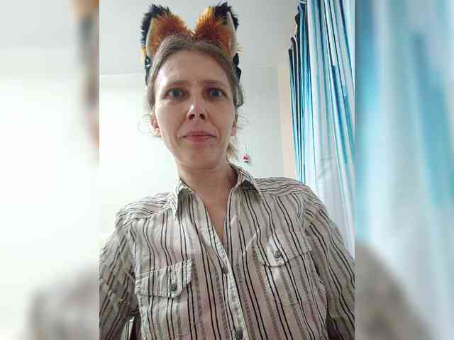 -Queen-Margo- webcam