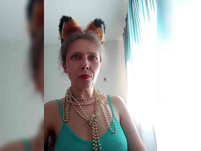 -Queen-Margo- webcam