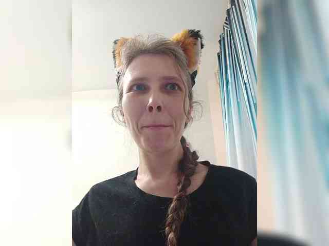 -Queen-Margo- webcam