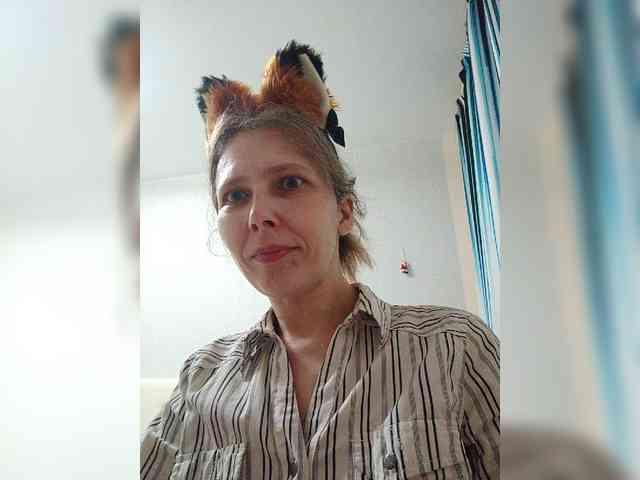 -Queen-Margo- webcam