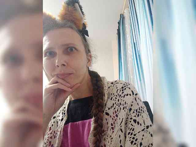 -Queen-Margo- webcam