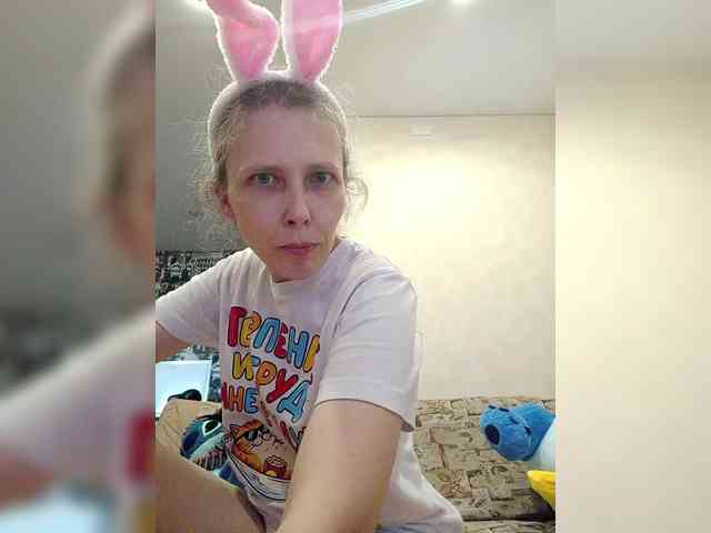 -Queen-Margo- webcam