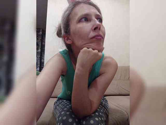-Queen-Margo- webcam