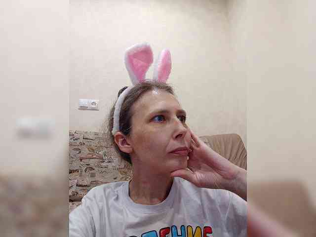 -Queen-Margo- webcam