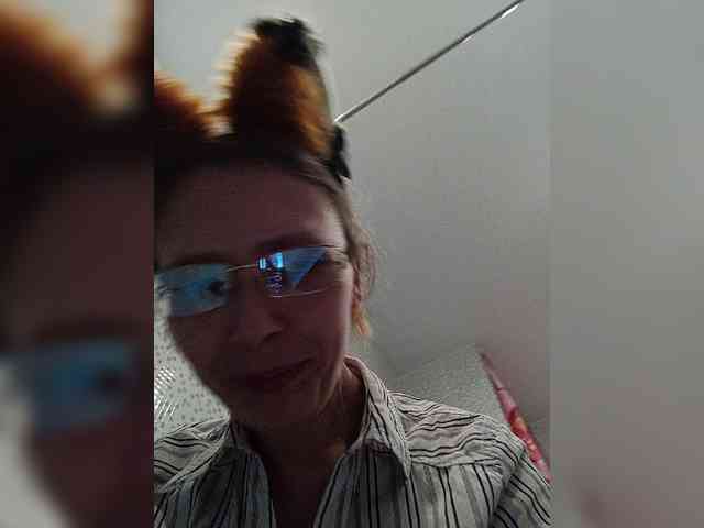 -Queen-Margo- webcam