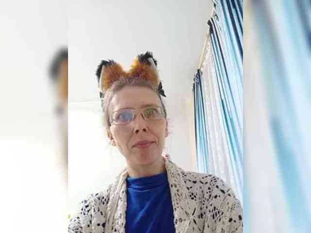 -Queen-Margo- webcam