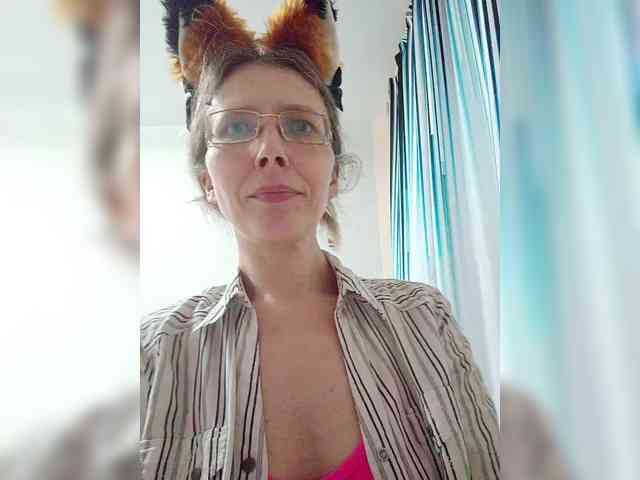 -Queen-Margo- webcam