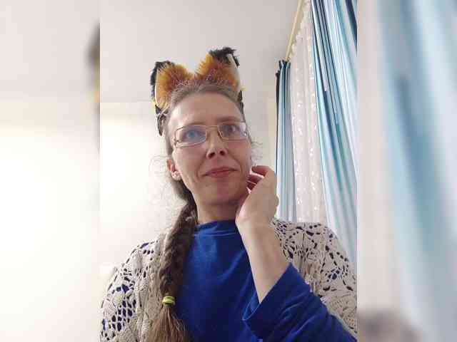 -Queen-Margo- webcam