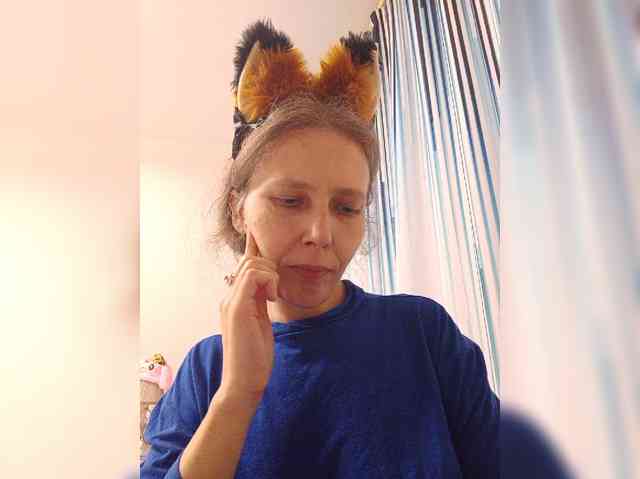 -Queen-Margo- webcam