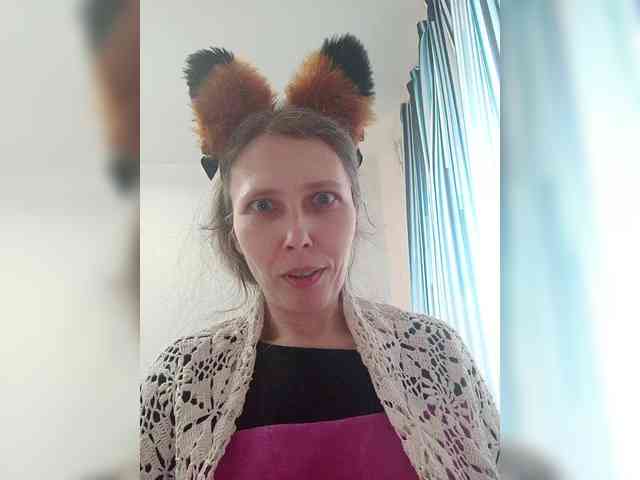 -Queen-Margo- webcam