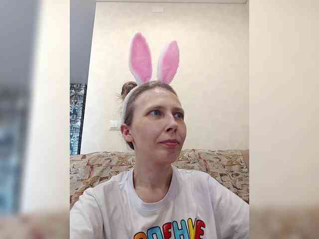 -Queen-Margo- webcam