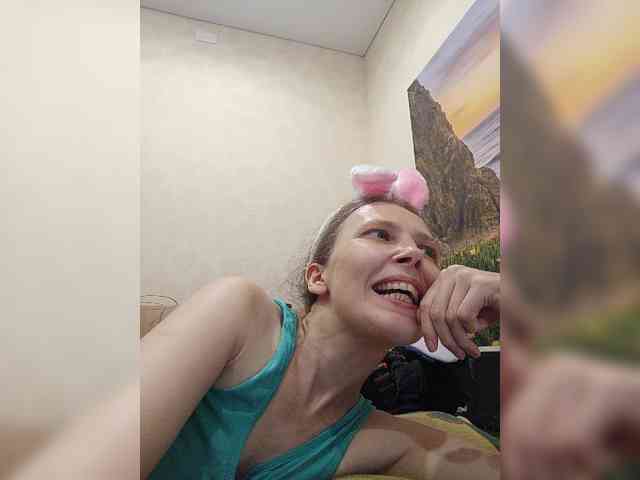 -Queen-Margo- webcam