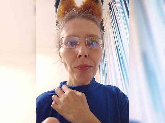 -Queen-Margo- webcam