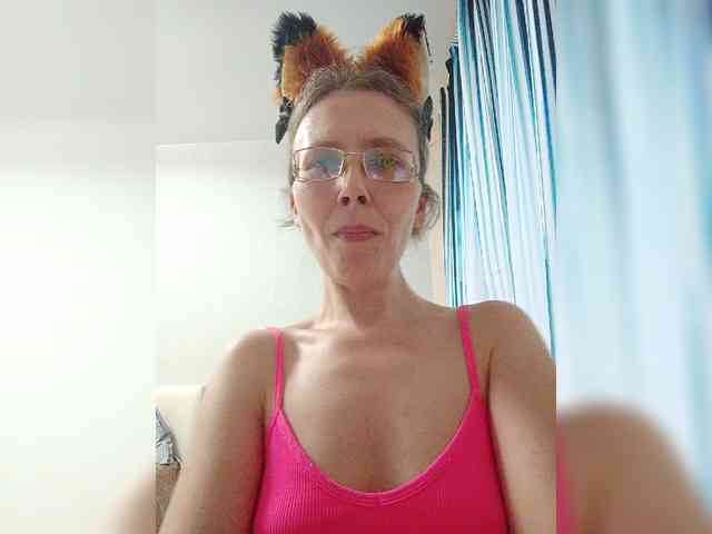 -Queen-Margo- webcam