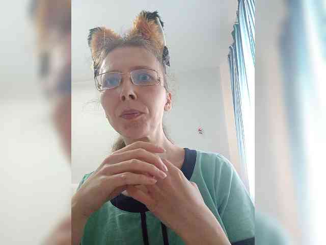 -Queen-Margo- webcam