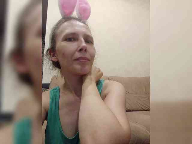 -Queen-Margo- webcam