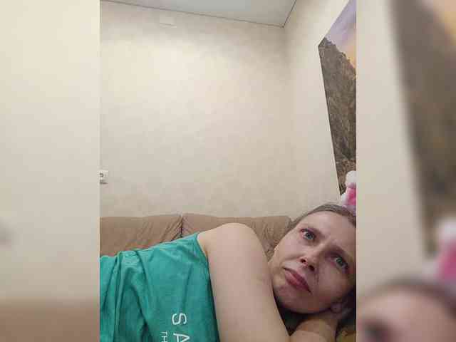 -Queen-Margo- webcam