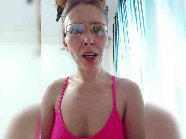 -Queen-Margo- webcam