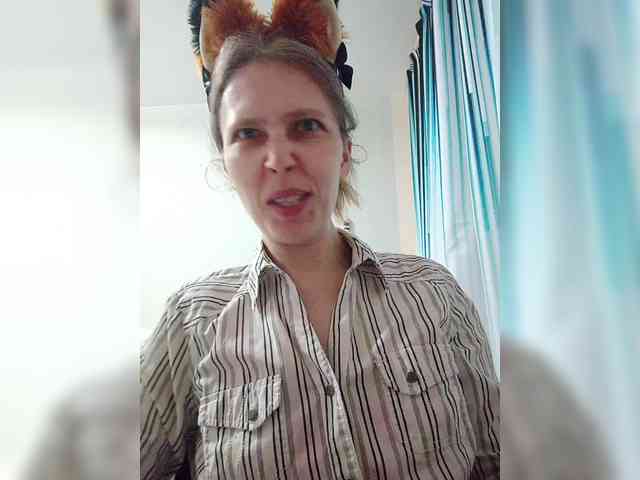 -Queen-Margo- webcam