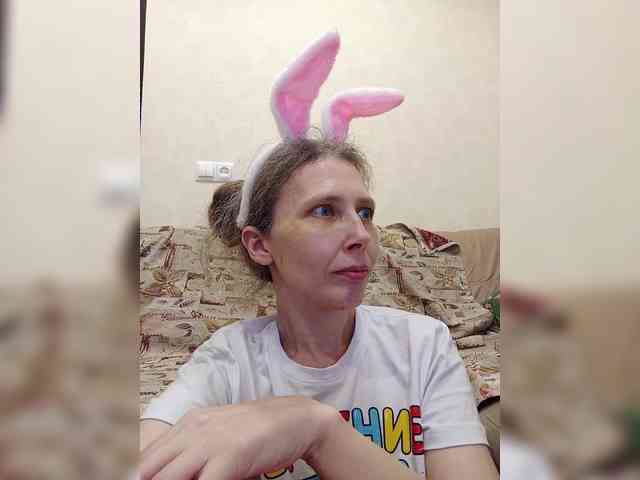 -Queen-Margo- webcam