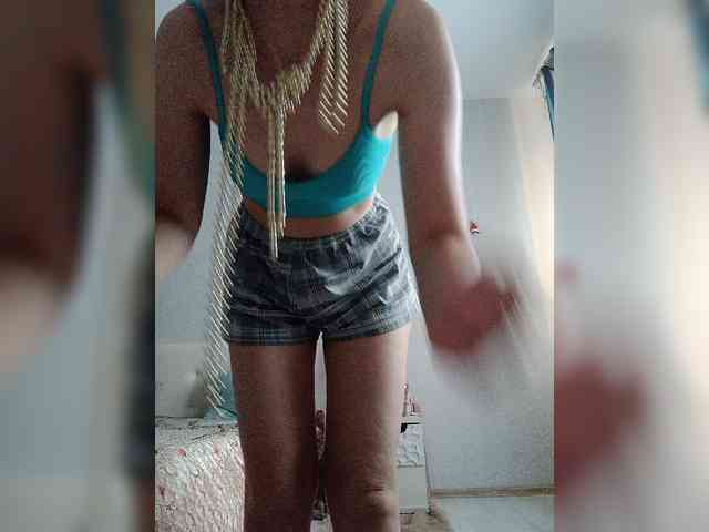 -Queen-Margo- webcam
