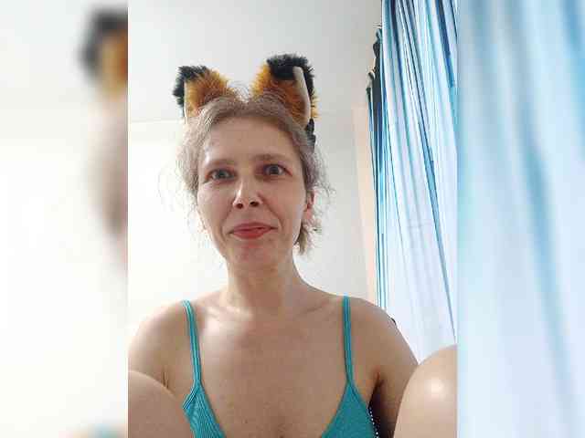 -Queen-Margo- webcam
