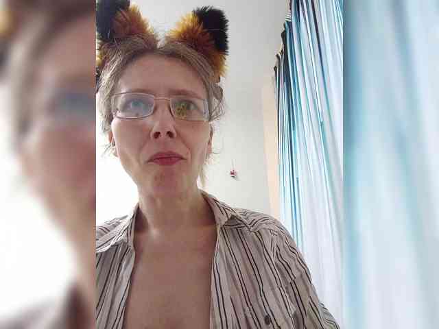 -queen-margo- Live Webcam on BongaCams
