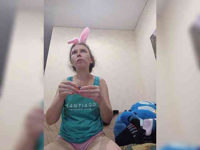 -Queen-Margo- webcam