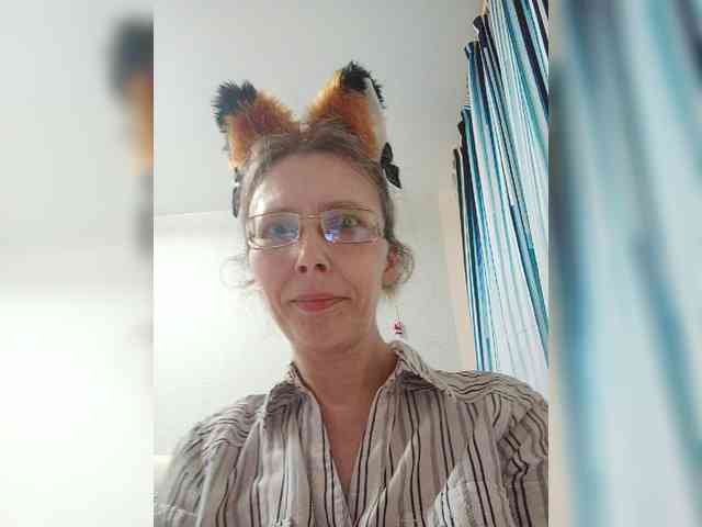 -Queen-Margo- webcam