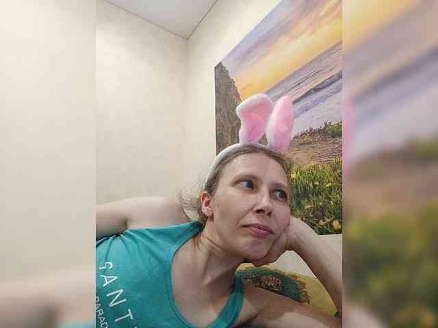 -Queen-Margo- webcam