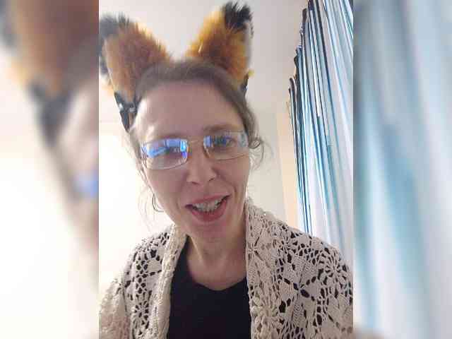 -Queen-Margo- webcam