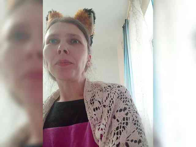 -Queen-Margo- webcam