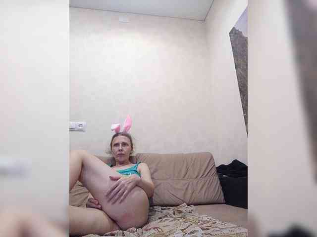 -Queen-Margo- webcam