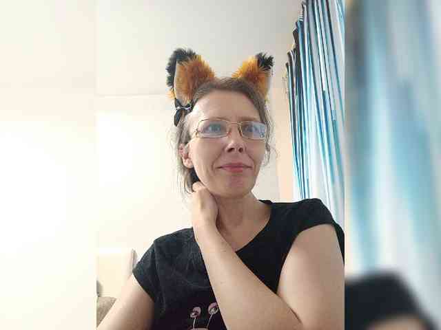 -Queen-Margo- webcam