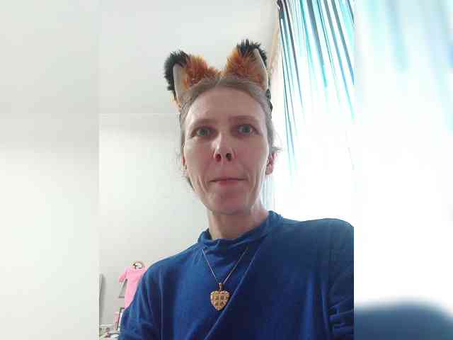 -Queen-Margo- webcam