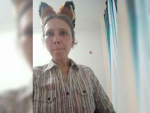 -Queen-Margo- webcam