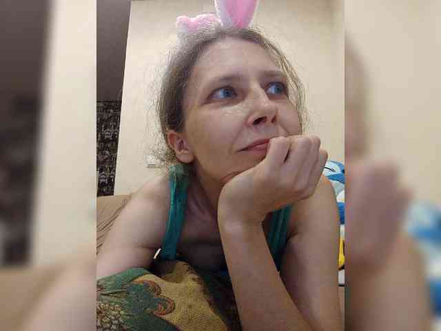 -Queen-Margo- webcam